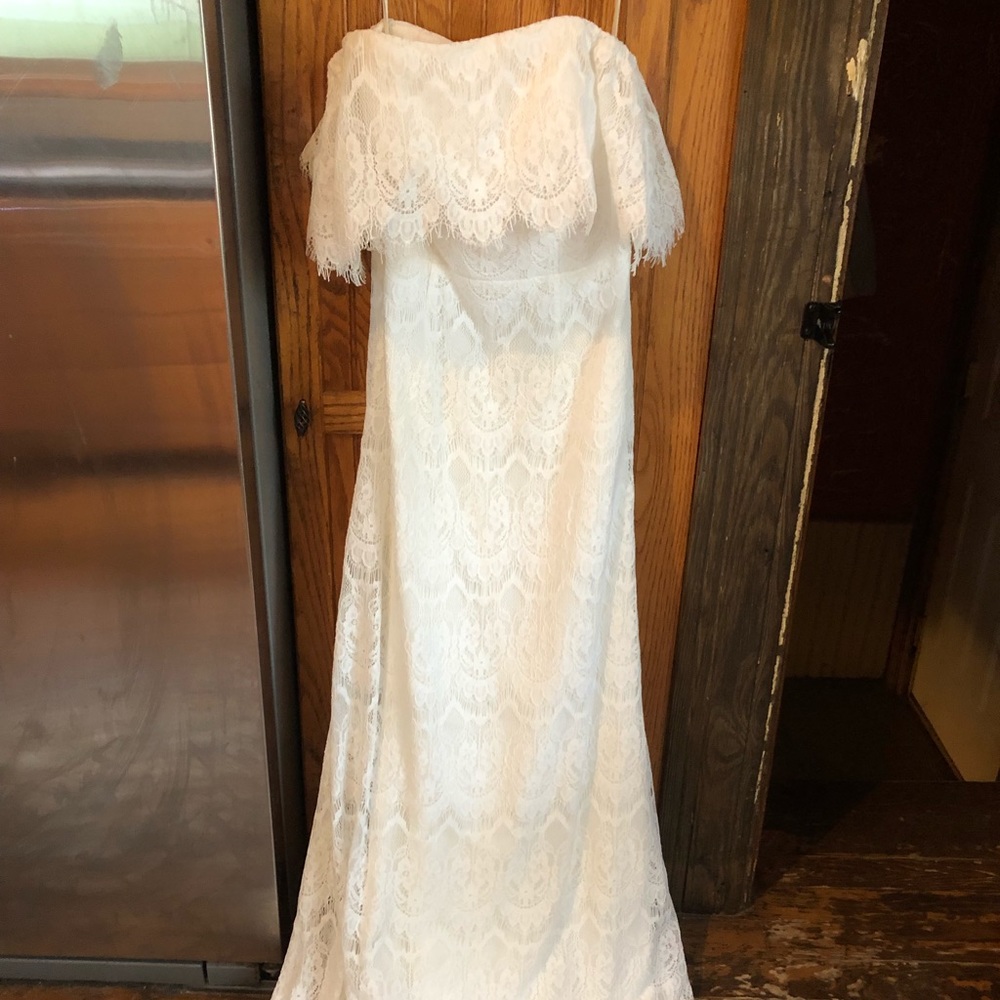 Off the shoulder western wedding dress